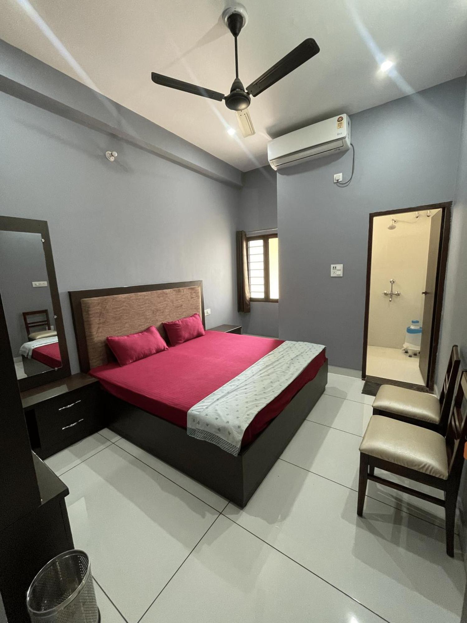 Bld Restaurant And Home Stay Dehradun Eksteriør billede