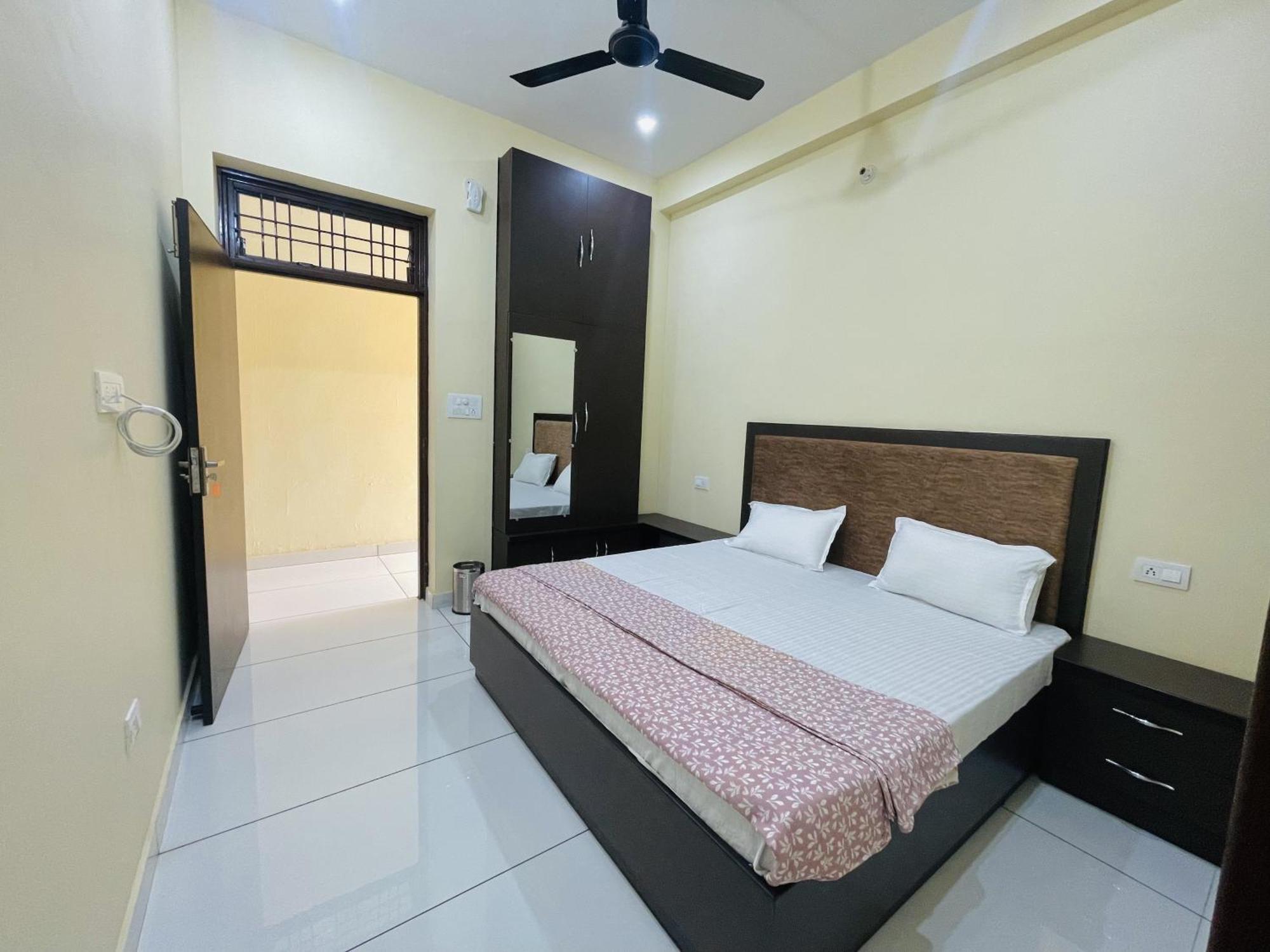 Bld Restaurant And Home Stay Dehradun Eksteriør billede